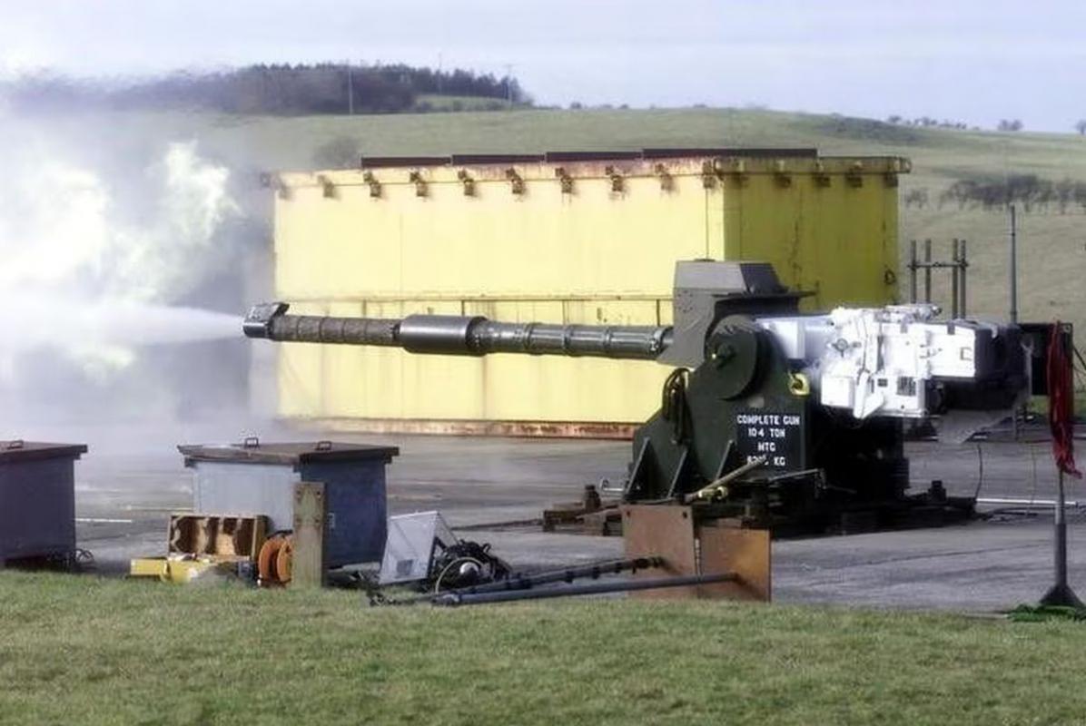 Filepic of a shell being fired from a Challenger 2 barrel for the first firing of Depleted Uranium shells from Kirkcudbright Training Area in Dumfries and Galloway, Scotland.